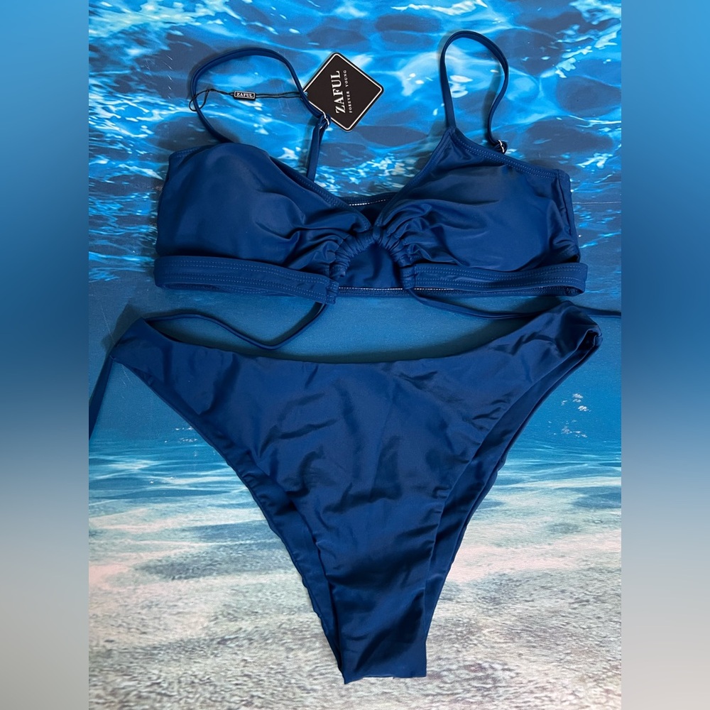 Zaful NWT Deep Blue Ruched Two Piece Bikini Set Large L Size 8-10 Swimsuit